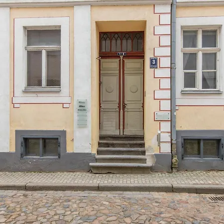 Large Vacation In The Old Town Riga