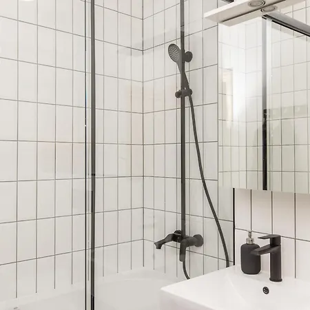 Large Vacation In The Old Town Riga