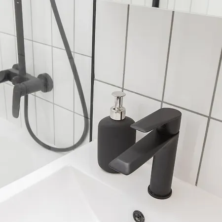 Large Vacation In The Old Town