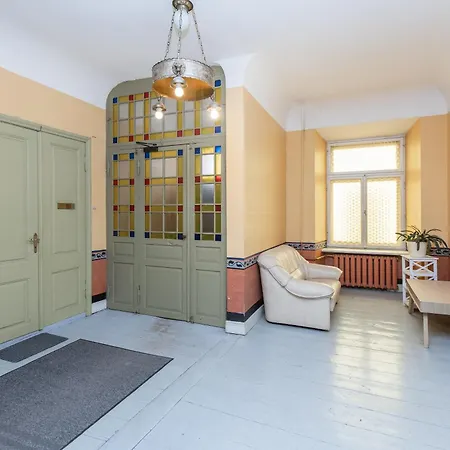Apartment Large Vacation In The Old Town