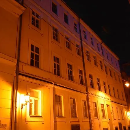 Large Vacation In The Old Town Apartment *