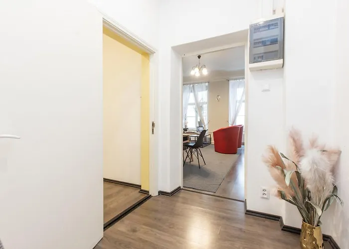 Apartment Large Vacation In The Old Town Riga