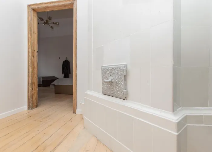 Large Vacation In The Old Town Apartment