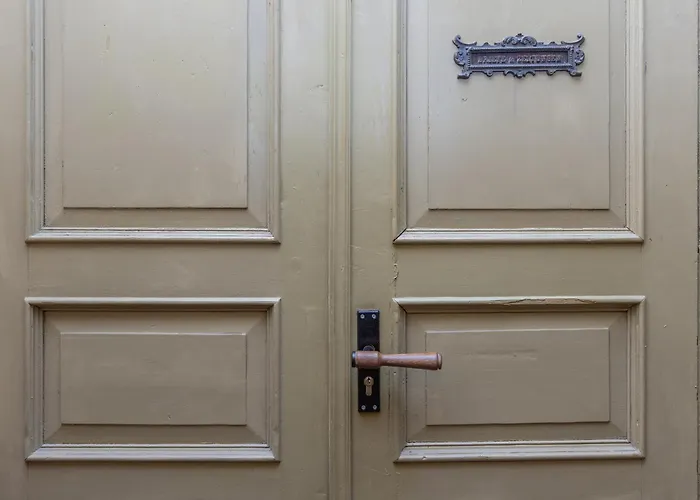 Large Vacation In The Old Town Riga