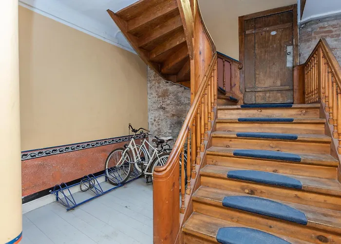 Large Vacation In The Old Town *