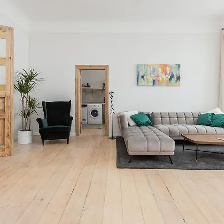 Lägenhet Large Vacation In The Old Town *