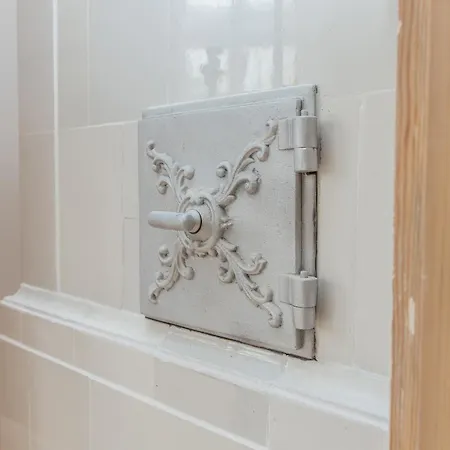 Large Vacation In The Old Town *