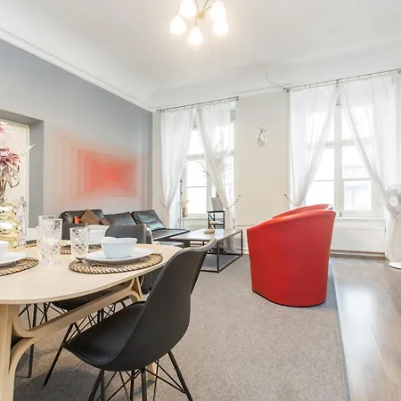 Large Vacation In The Old Town ריגה