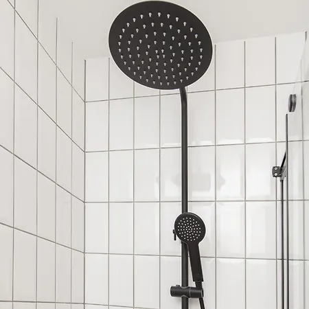 Large Vacation In The Old Town דירה ריגה